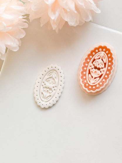 Bloomy Scallop Floral Clay Cutter: Layered Oval with Scalloped Edge