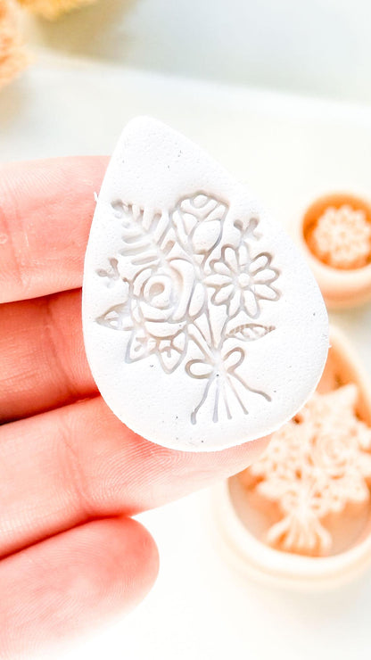 Naris Bouquet Clay Cutter: Layered Floral Teardrop Design