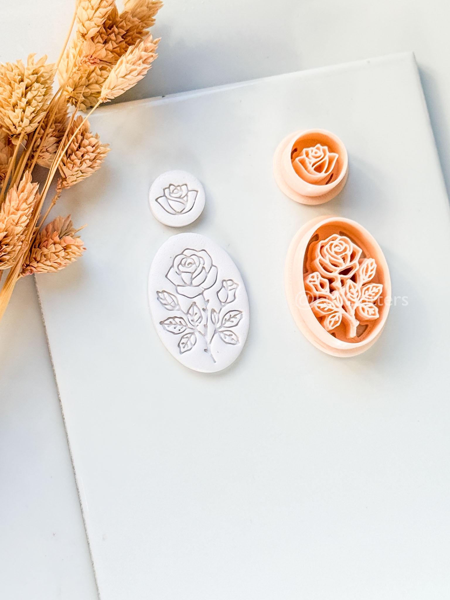 Rose Vera Clay Cutter: Oval Rose Design