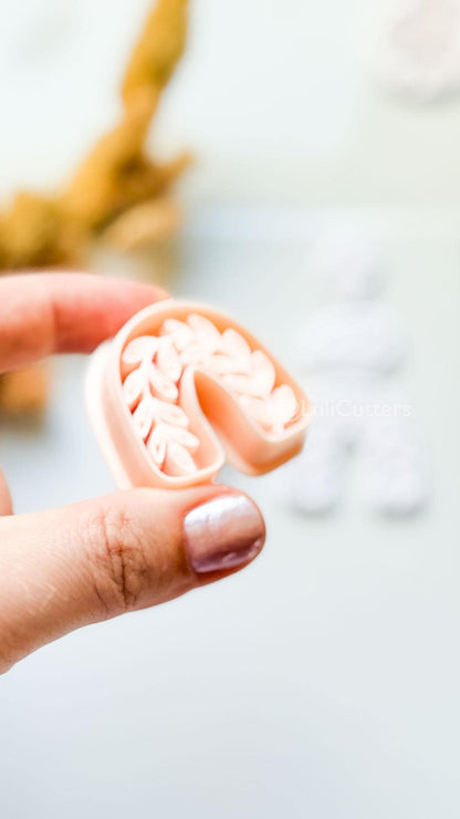 Neris Arch Clay Cutter: Layered Leafy Arch Dangle Design