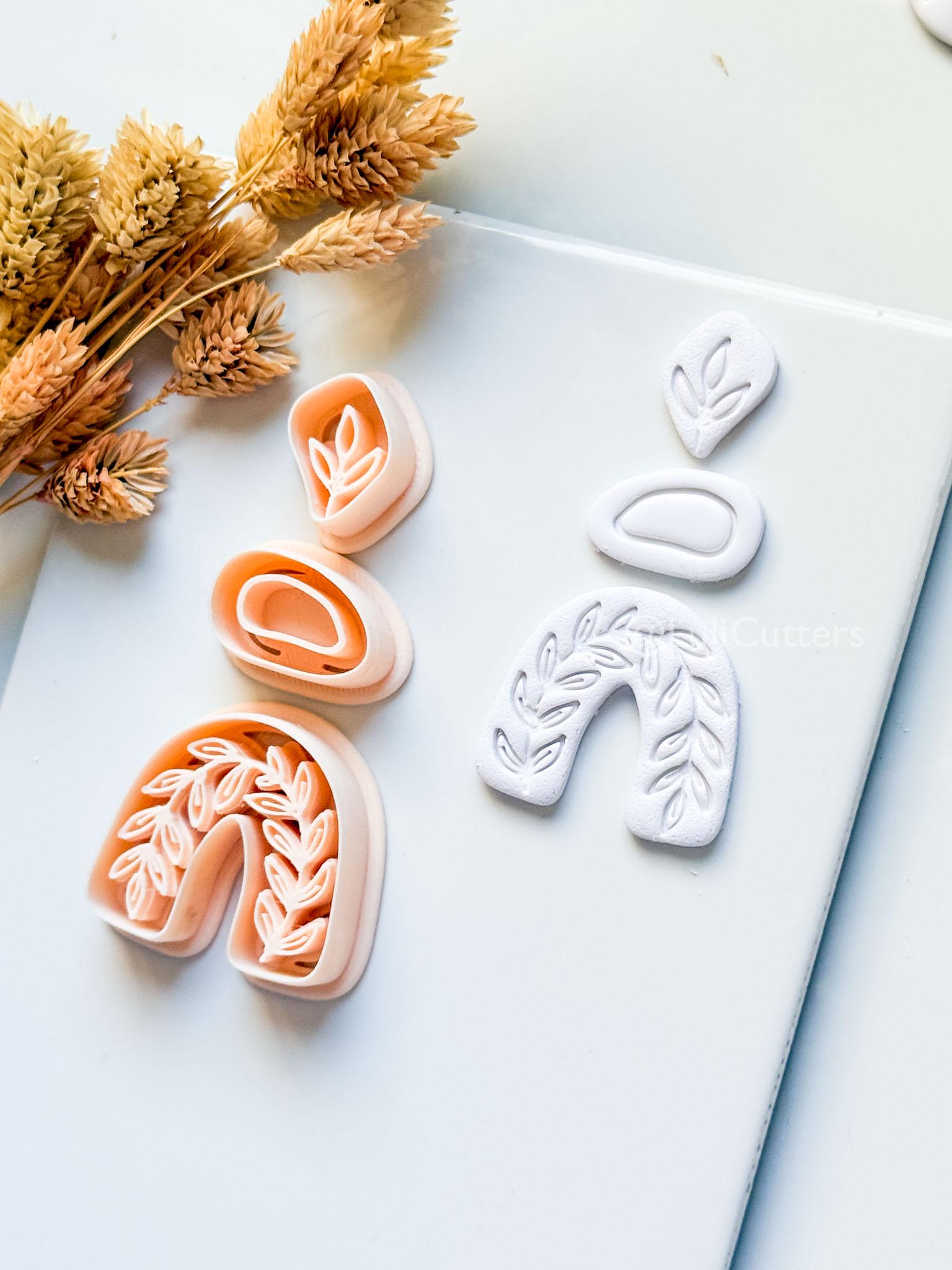 Neris Arch Clay Cutter: Layered Leafy Arch Dangle Design