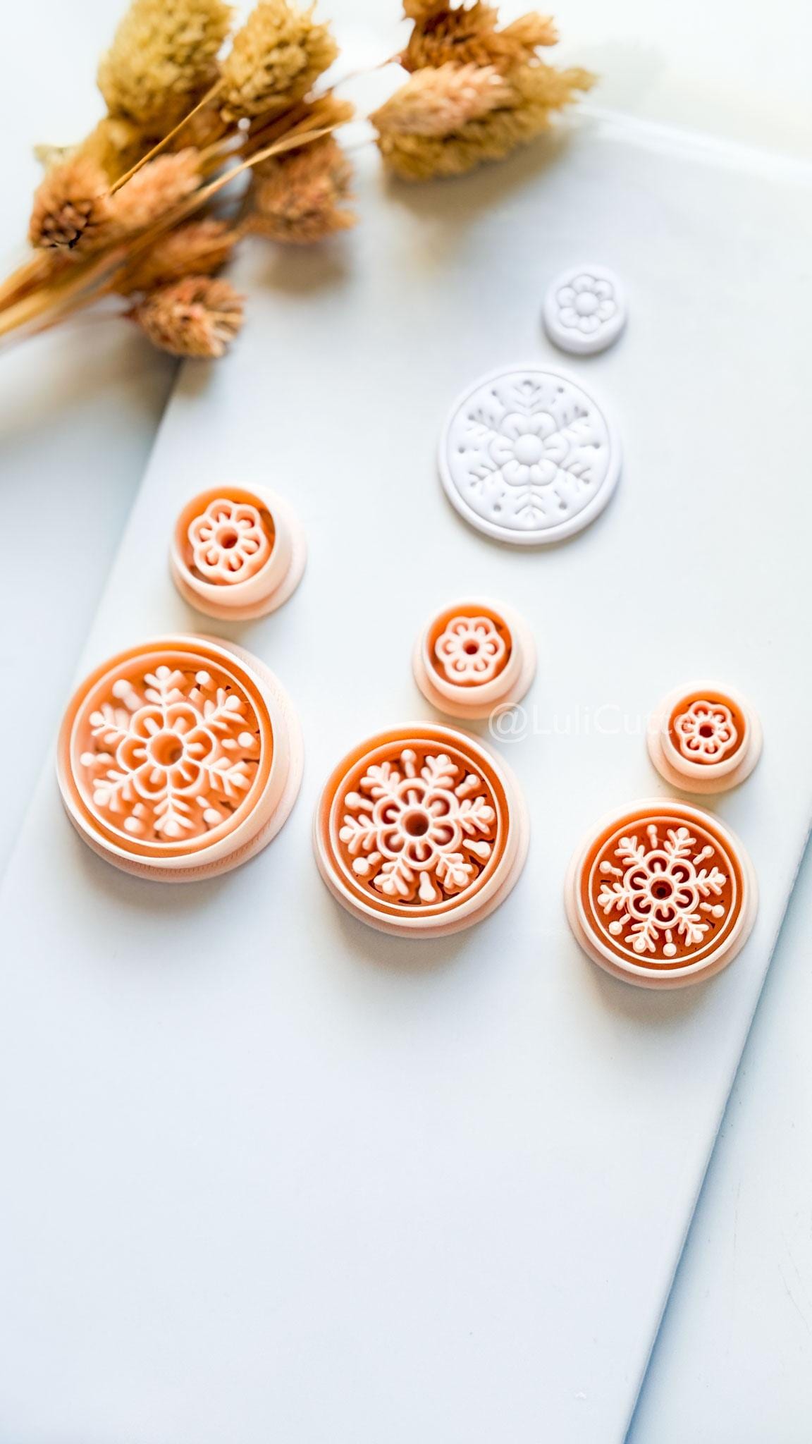 Feya Clay Cutter: Layered Round Floral Snowflake Design