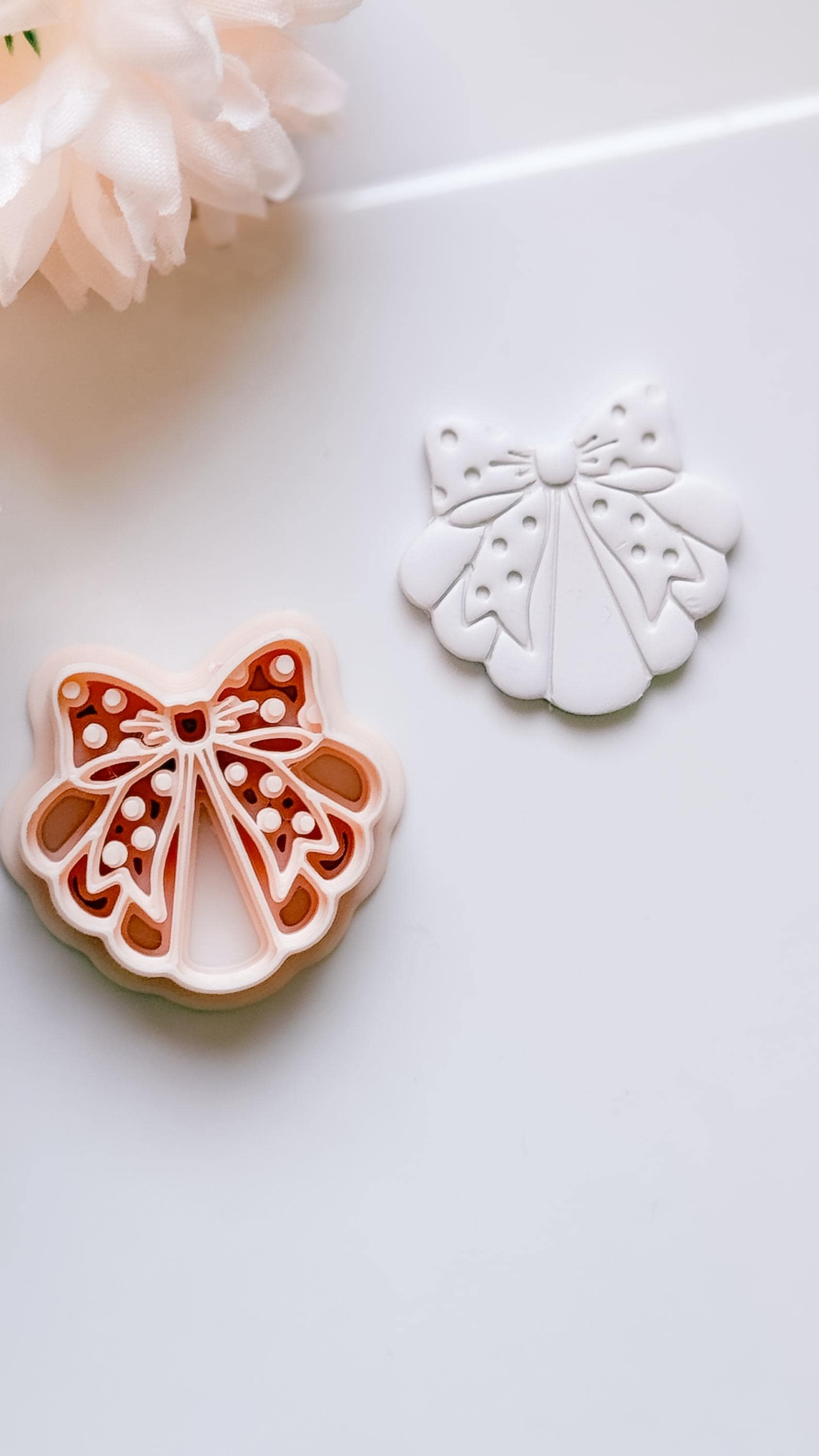 Dottie Bow Cutter: Scalloped Ribbon Shape for Polymer Clay