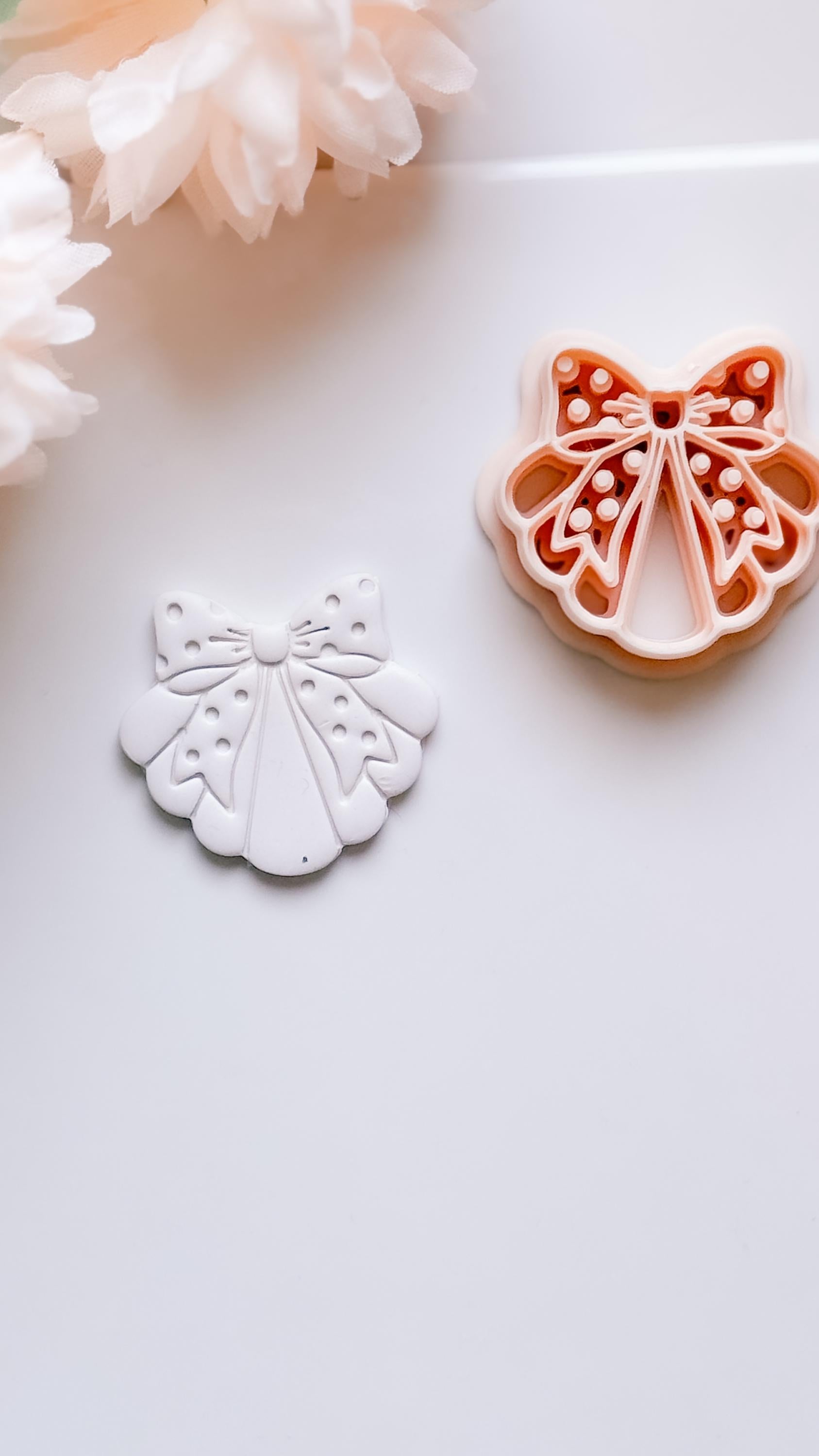 Dottie Bow Cutter: Scalloped Ribbon Shape for Polymer Clay