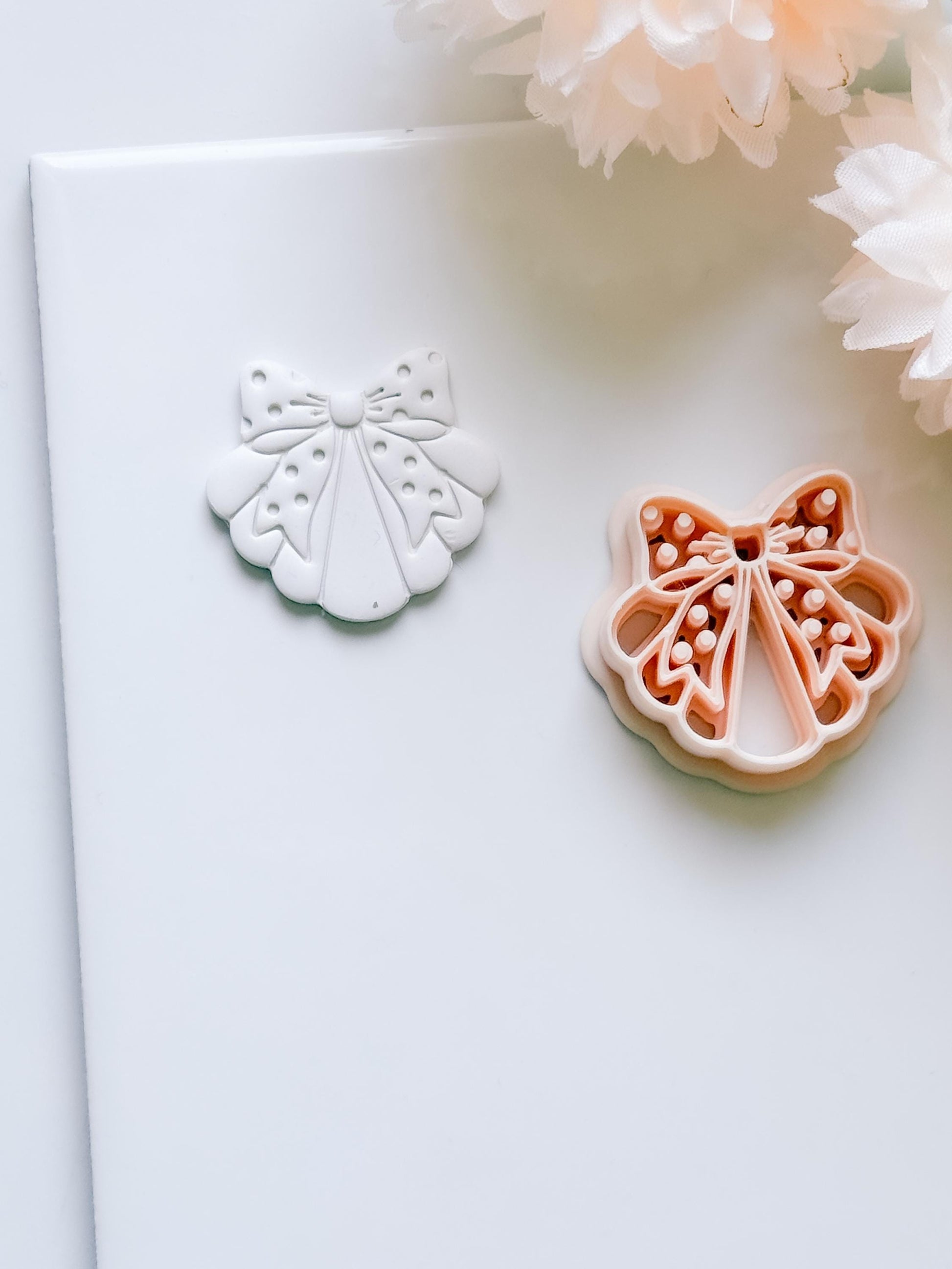 Dottie Bow Cutter: Scalloped Ribbon Shape for Polymer Clay