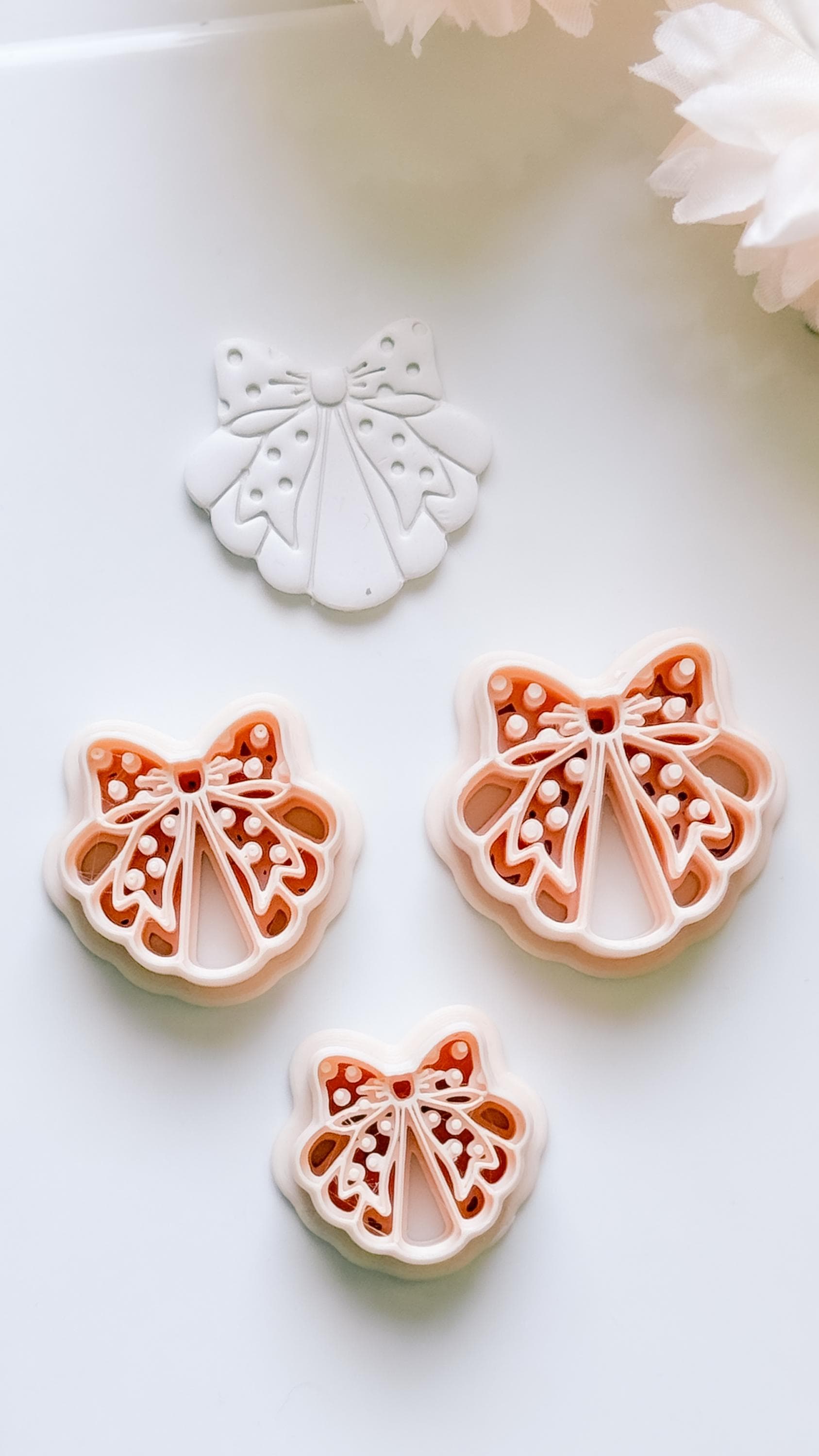 Dottie Bow Cutter: Scalloped Ribbon Shape for Polymer Clay