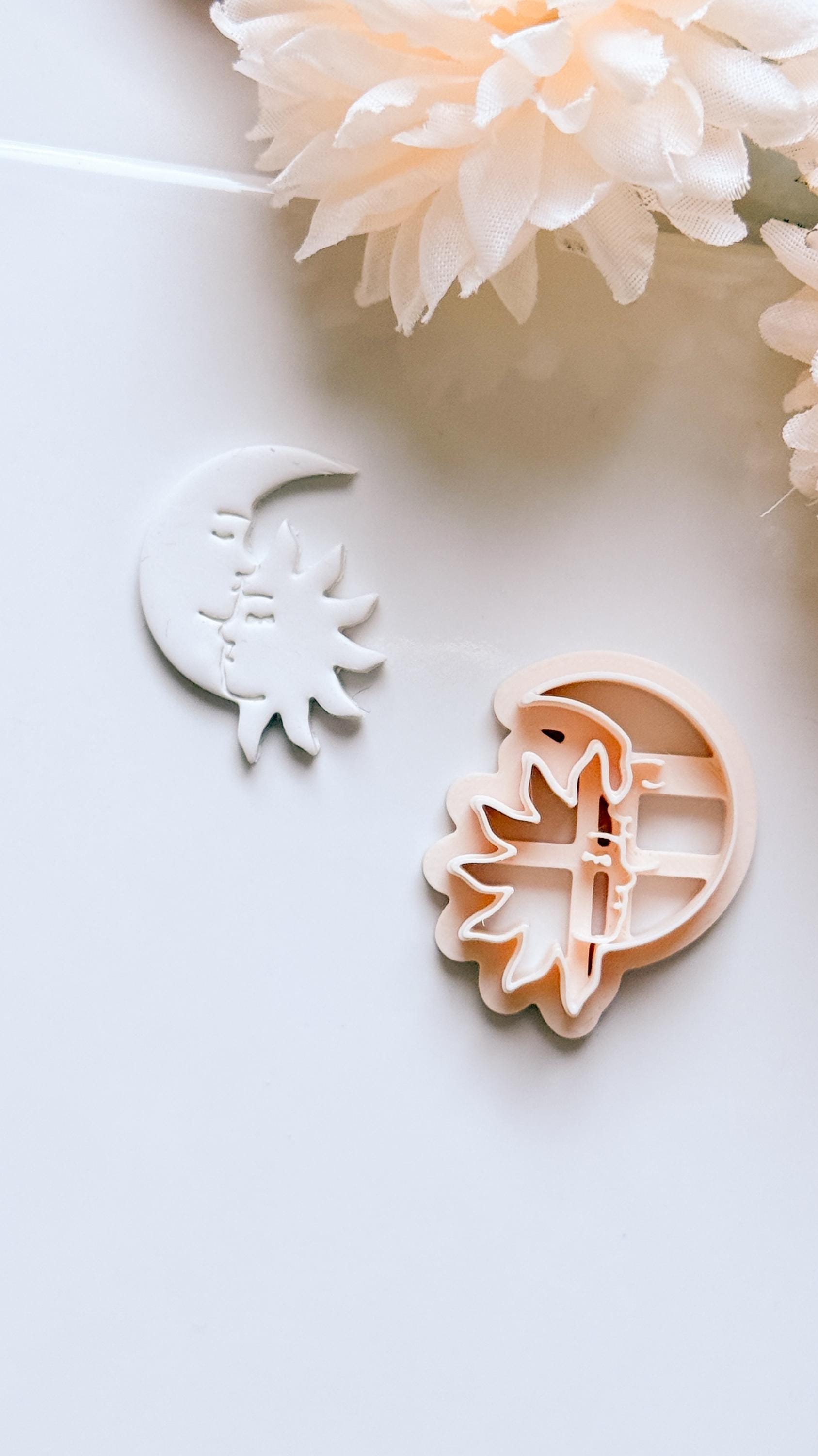 Celestial Kiss Cutter: Sun and Moon Silhouette Shape for Polymer Clay