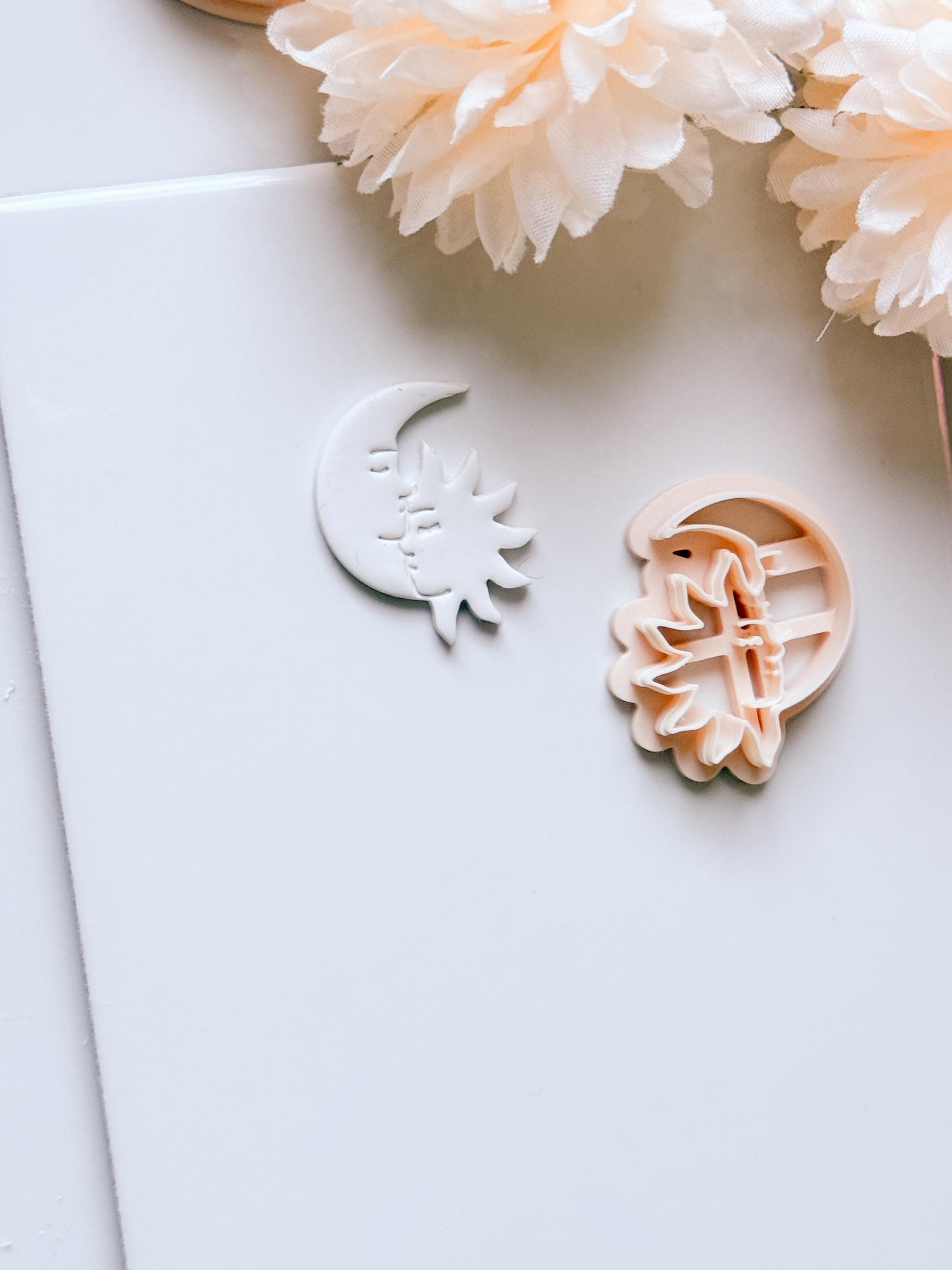 Celestial Kiss Cutter: Sun and Moon Silhouette Shape for Polymer Clay