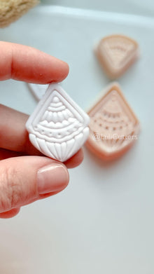 Verena Clay Cutter: Geometric Fan Drop Design