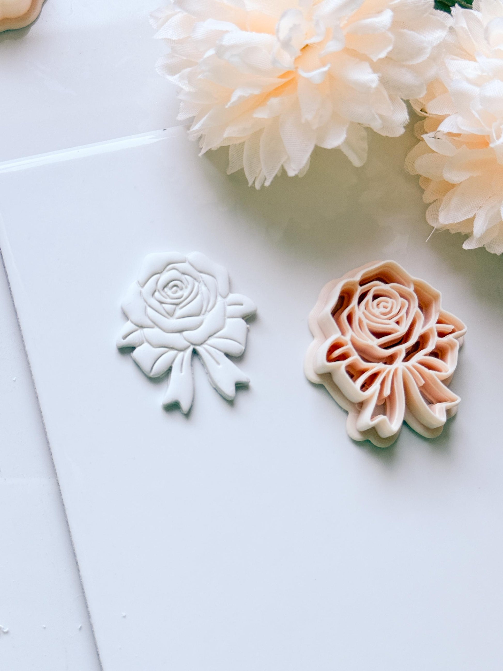 Rozka Cutter: Rose Bow Design for Polymer Clay Earrings