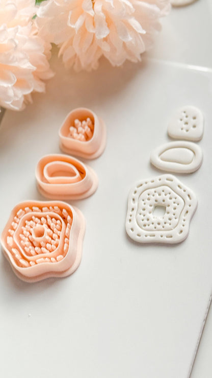 Nolia Dots Clay Cutter: Layered Organic Dot Pattern Design