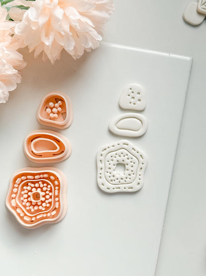 Nolia Dots Clay Cutter: Layered Organic Dot Pattern Design