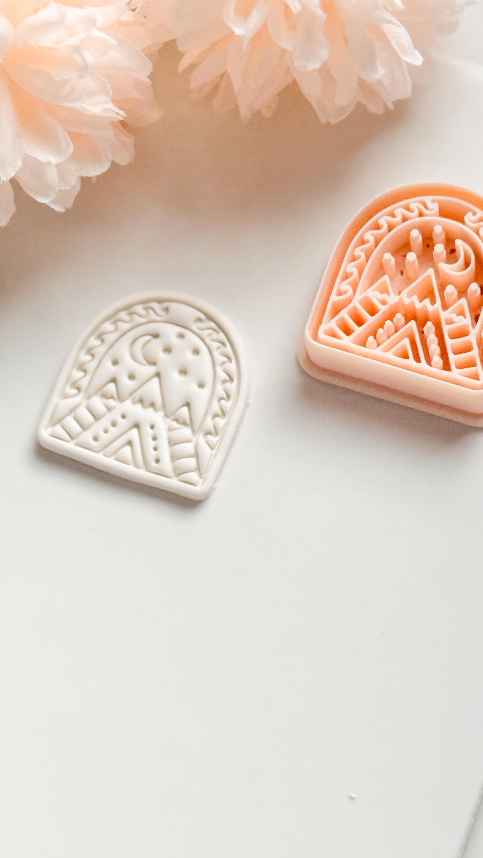 Sera View Clay Cutter: Arch Mountain & Moon Design