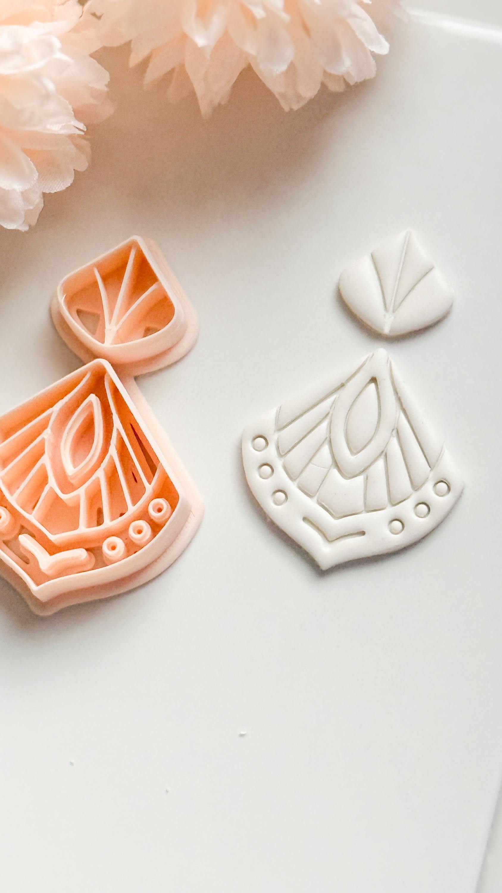 Dalina Fan Clay Cutter: Art Deco Polymer Clay Earring Shape