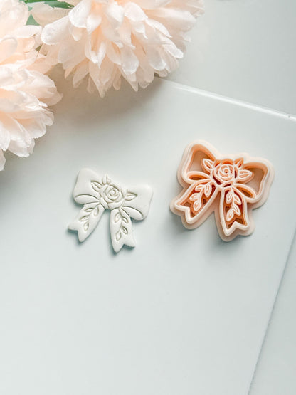 Bow Rosa Floral Clay Cutter: Rose Bloom Bow with Leaf Details