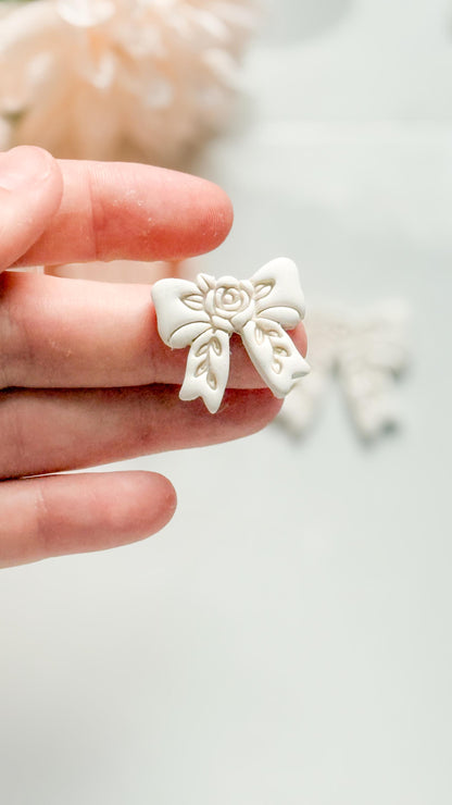 Bow Rosa Floral Clay Cutter: Rose Bloom Bow with Leaf Details