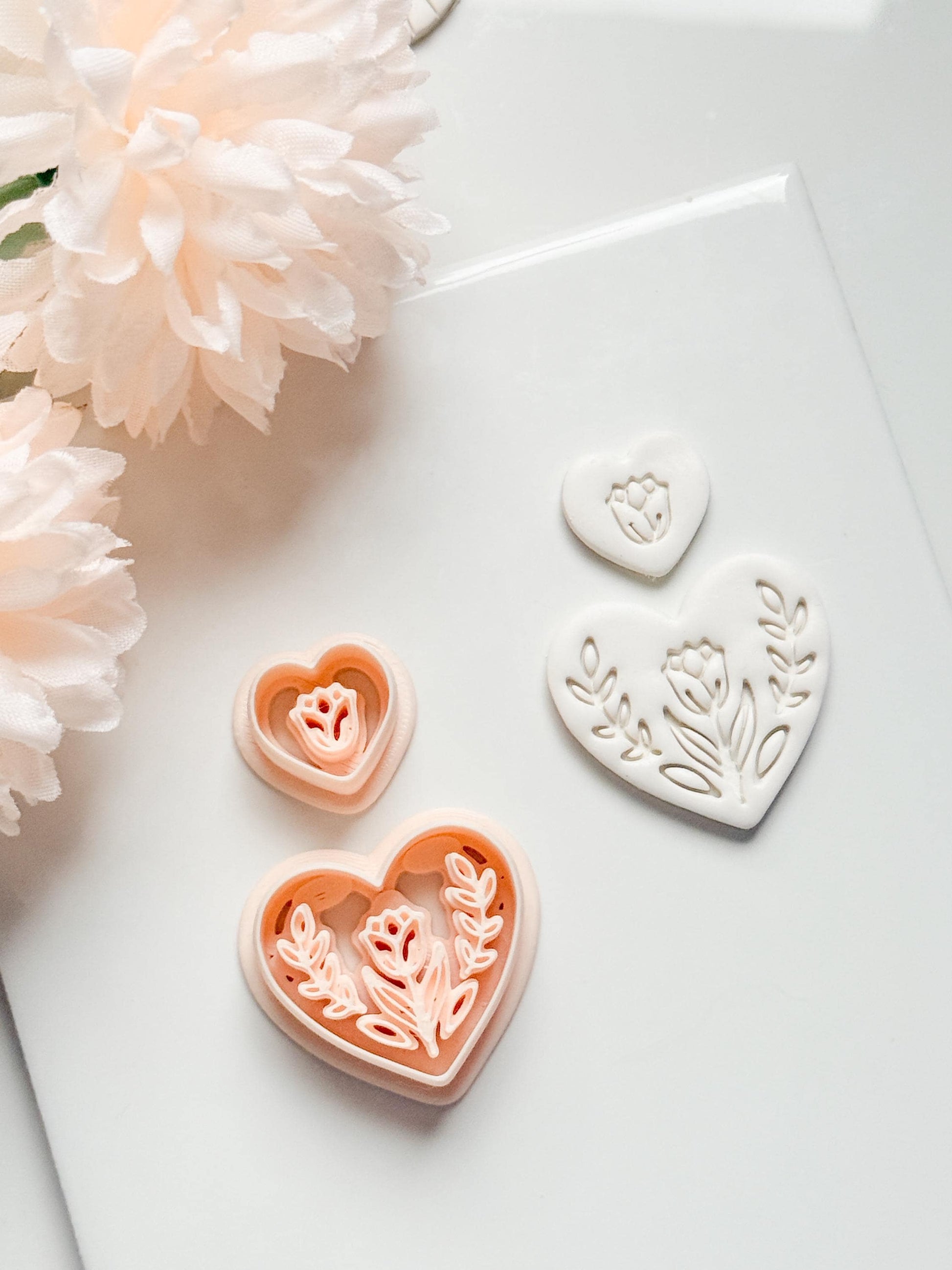 Lorose Heart Clay Cutter: Floral Heart with Botanical Details