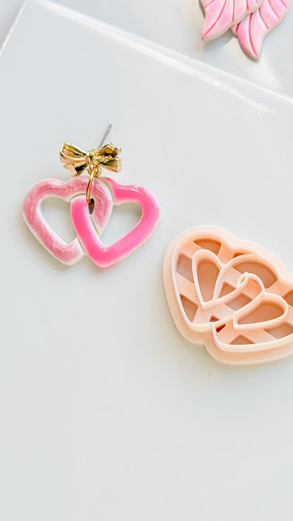 Heartchain Duo Cutter: Interlocking Heart Shape for Polymer Clay