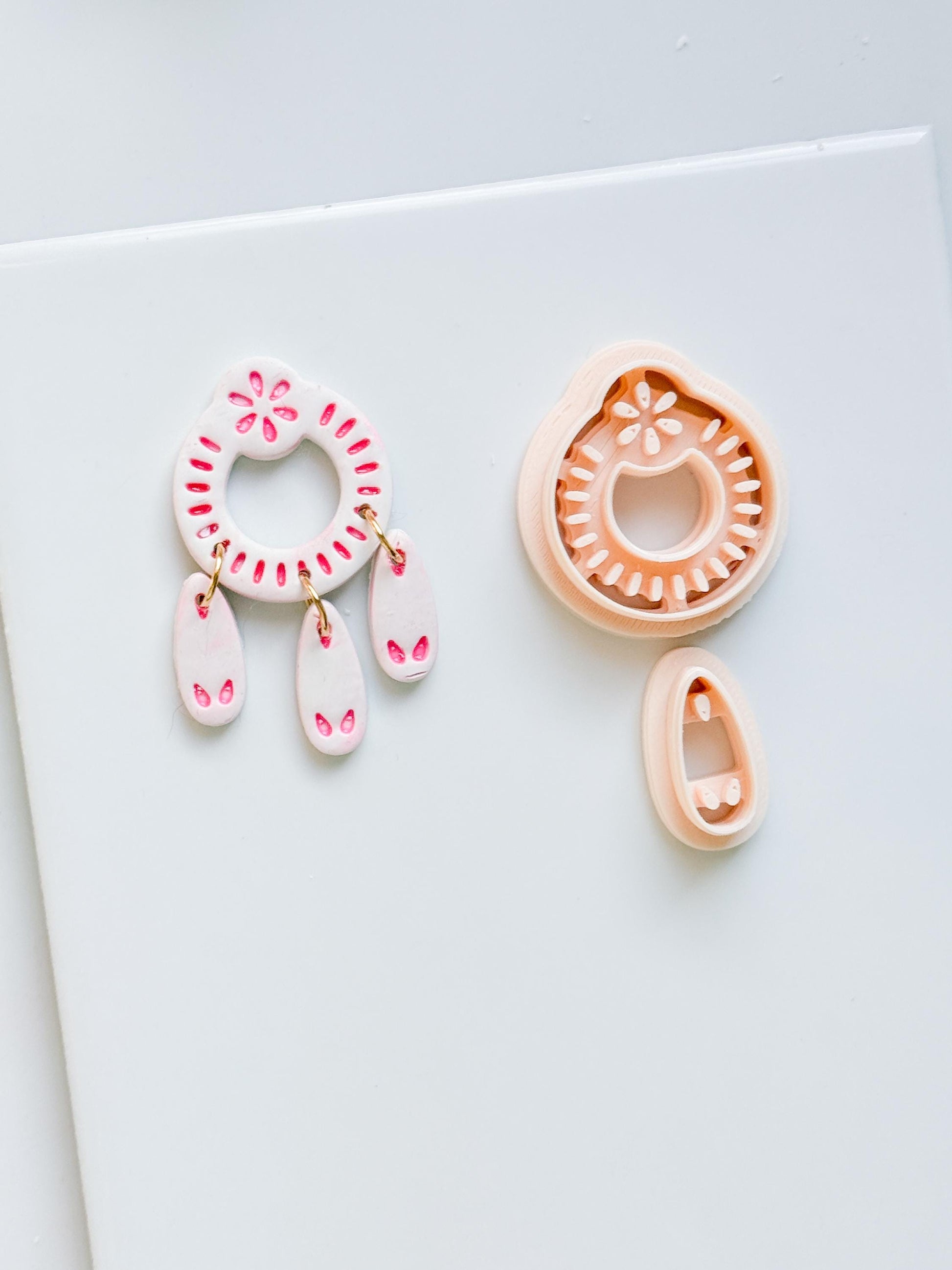 Floral Loop Clay Cutter Set: Petal Ring & Dangle Shapes for Earrings