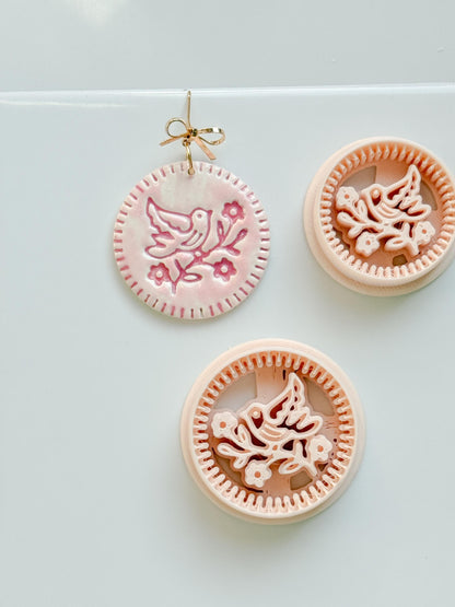 Blossom Birdie Clay Cutter: Floral Bird Circle