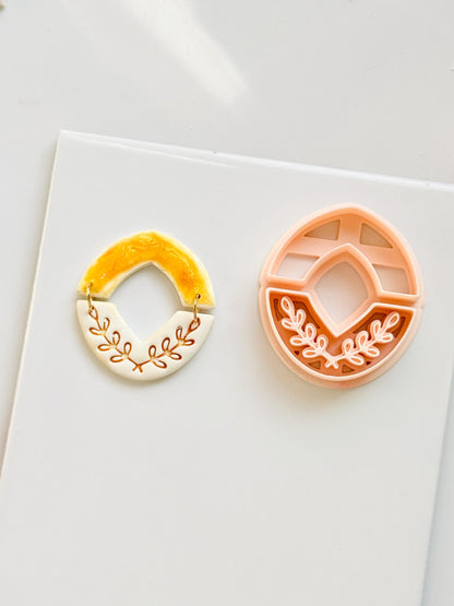Laurel Arch Duo Clay Cutters: Classic Botanical Frame
