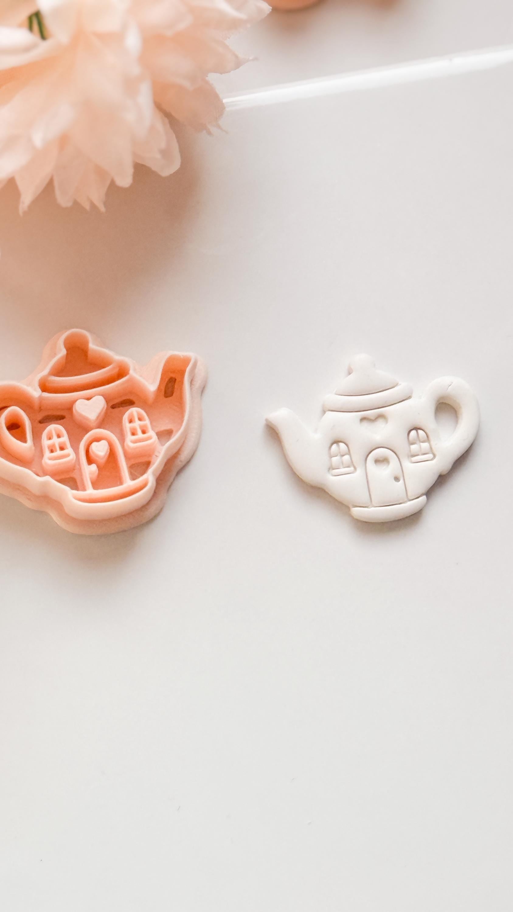 Heartbrew Clay Cutter: Teapot Cottage with Heart Window Details