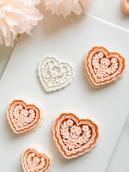 Folka Love Clay Cutter Set: Scalloped Heart with Floral Folk Pattern
