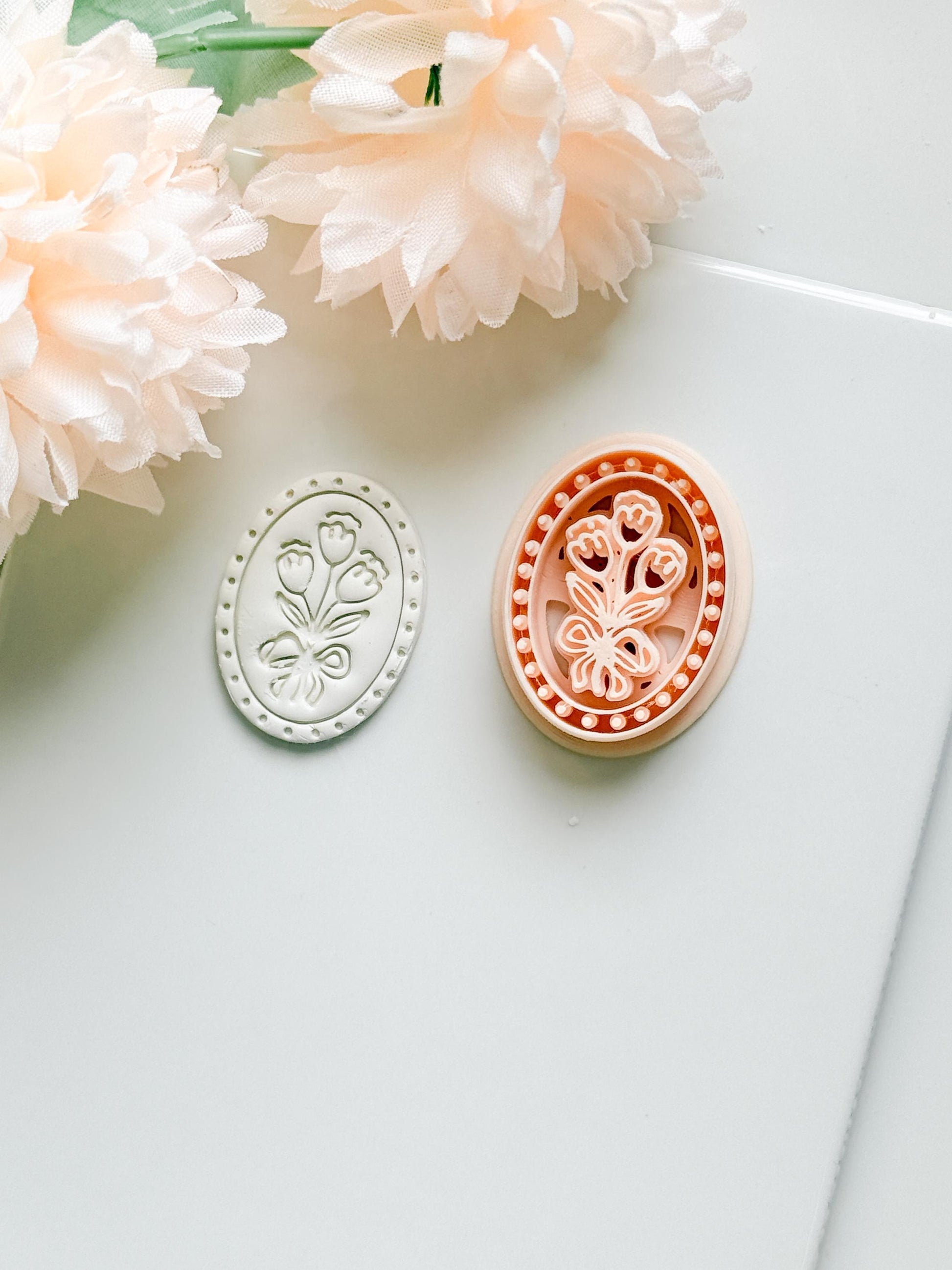 Tulip Cameo Clay Cutter Set: Oval Floral Design with Bow Embossing
