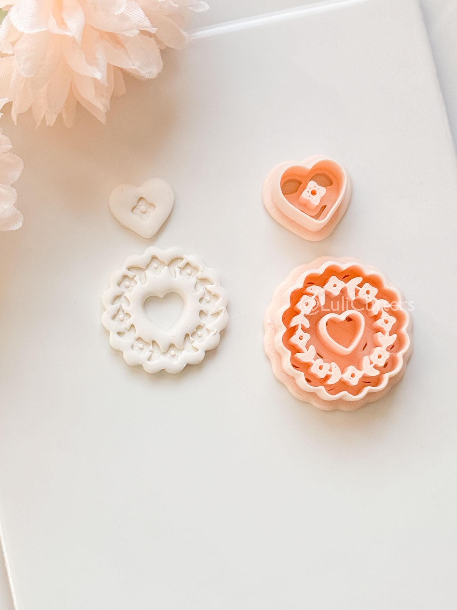 Blooming Halo Clay Cutter Set: Floral Heart Embossed Scallop Design