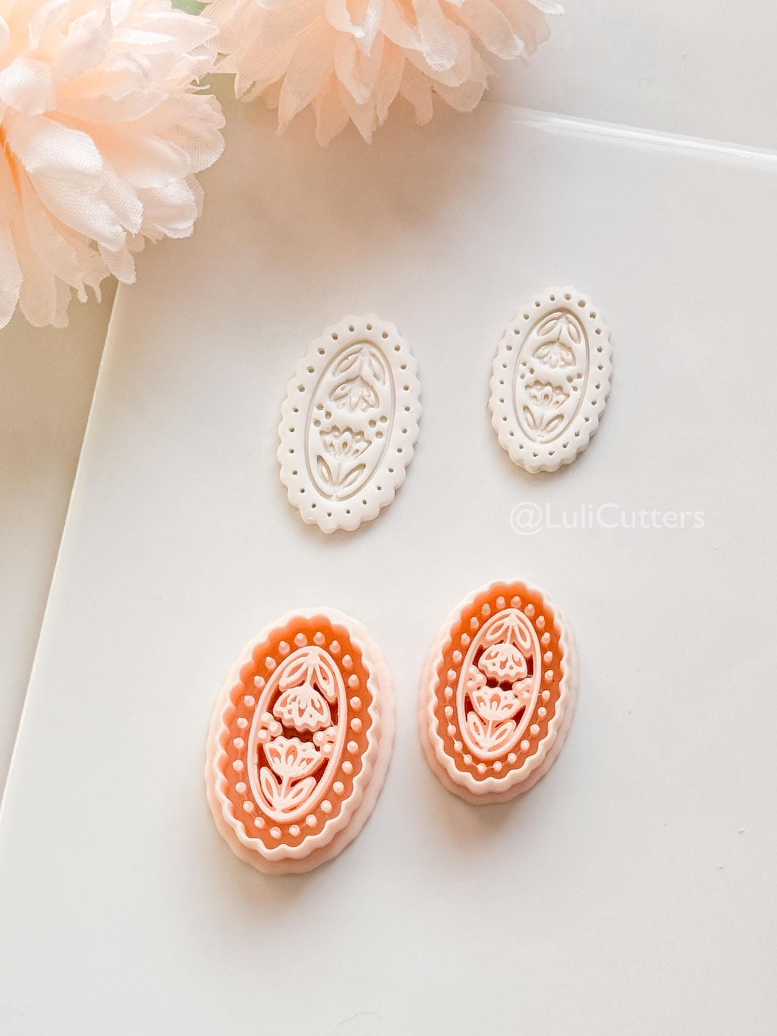 Bloomy Scallop Floral Clay Cutter: Layered Oval with Scalloped Edge