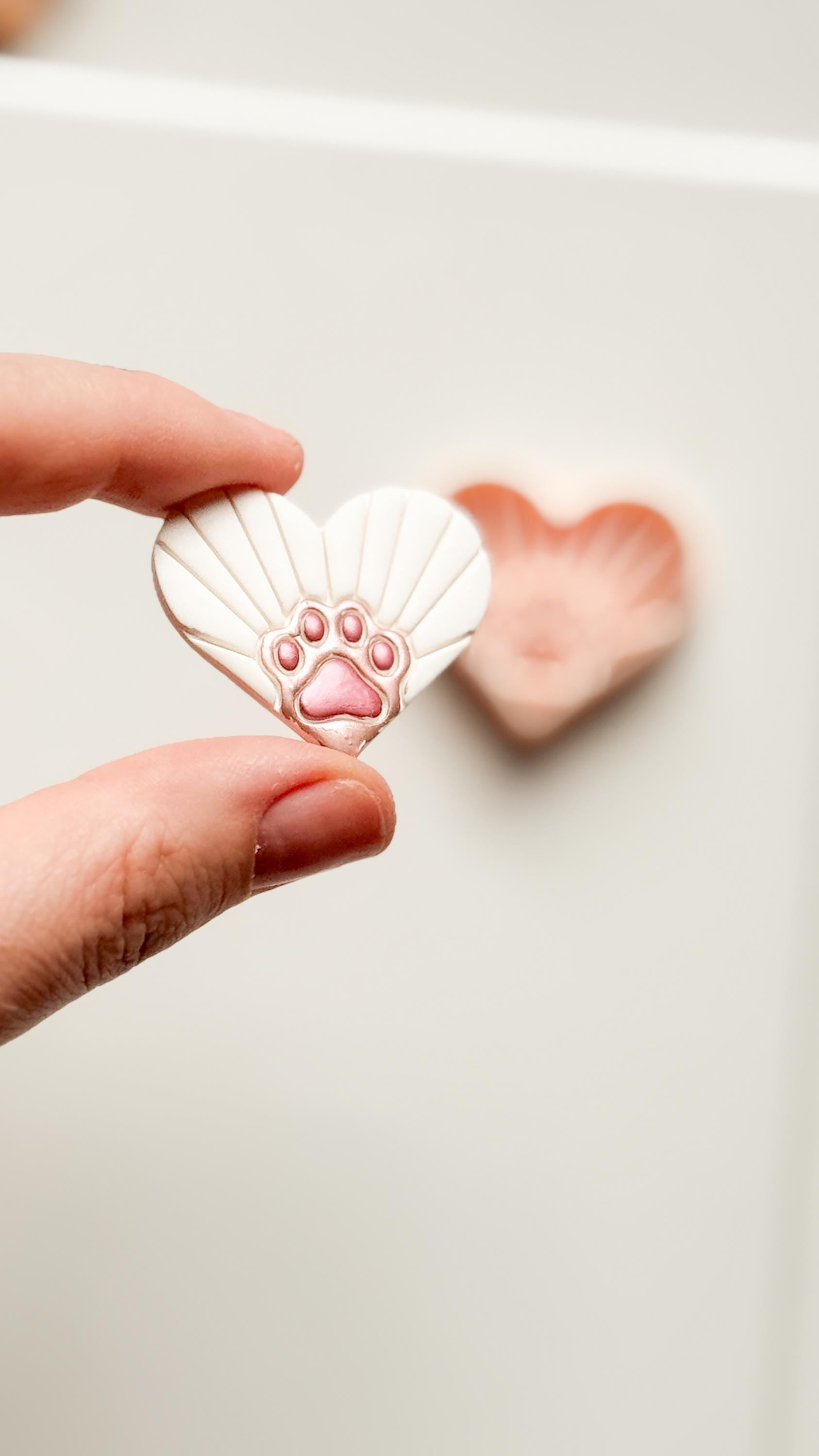 Sunrise Paws Clay Cutter: Heart Paw Design