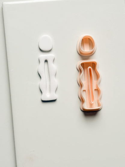 Wavy Pillar Drop Clay Cutters: Sculptural Column Shape