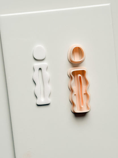 Wavy Pillar Drop Clay Cutters: Sculptural Column Shape