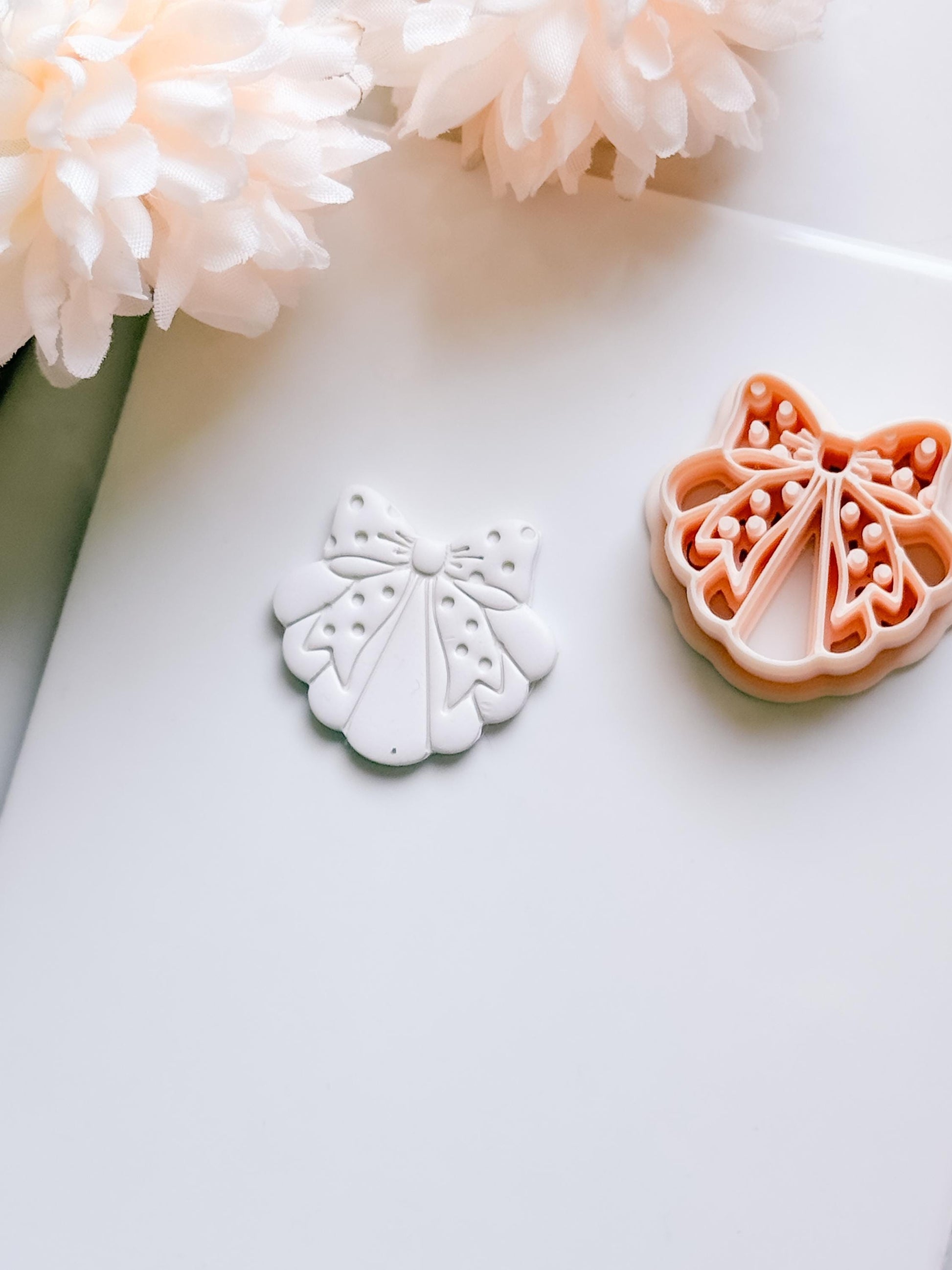 Dottie Bow Cutter: Scalloped Ribbon Shape for Polymer Clay