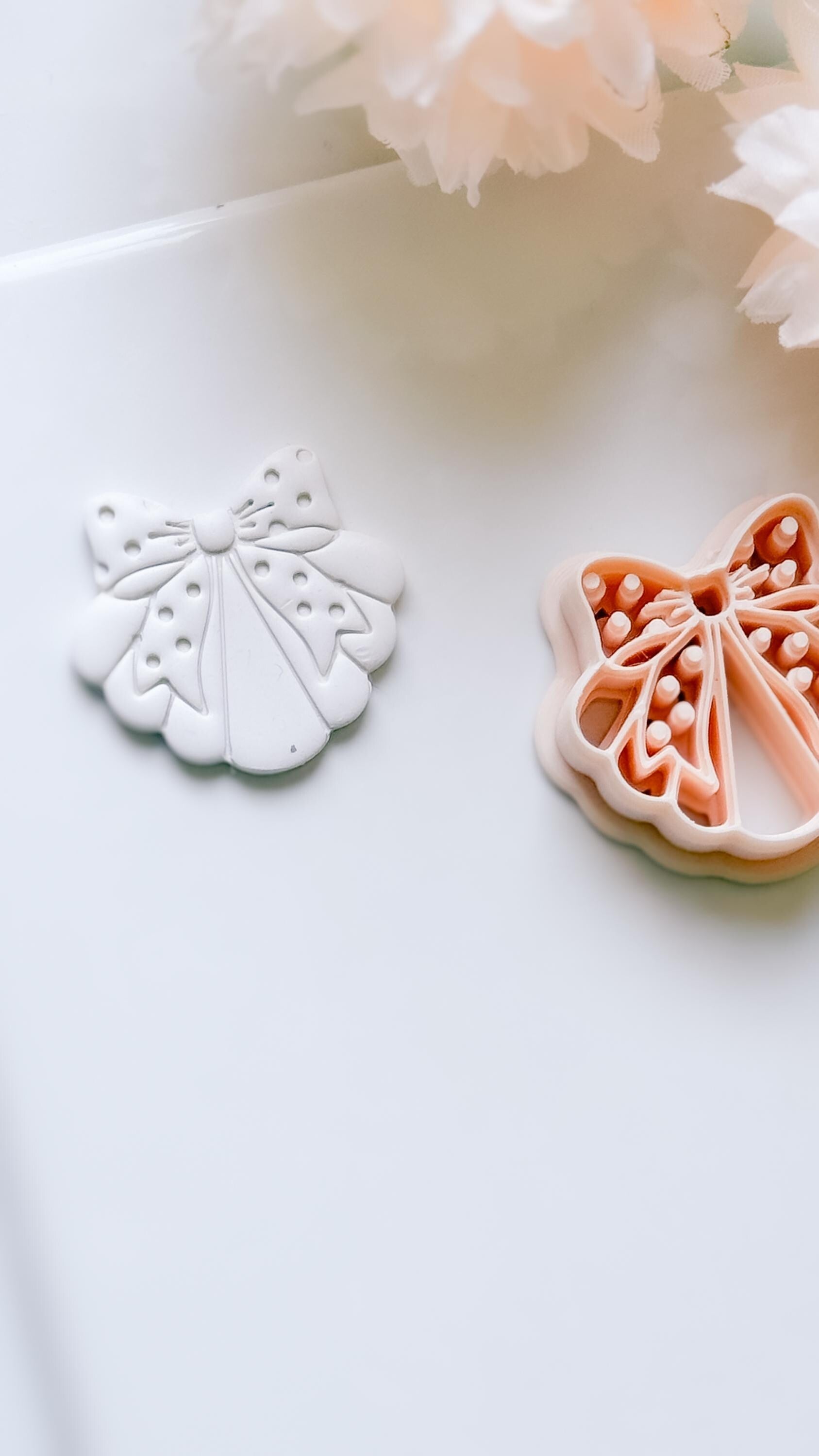 Dottie Bow Cutter: Scalloped Ribbon Shape for Polymer Clay