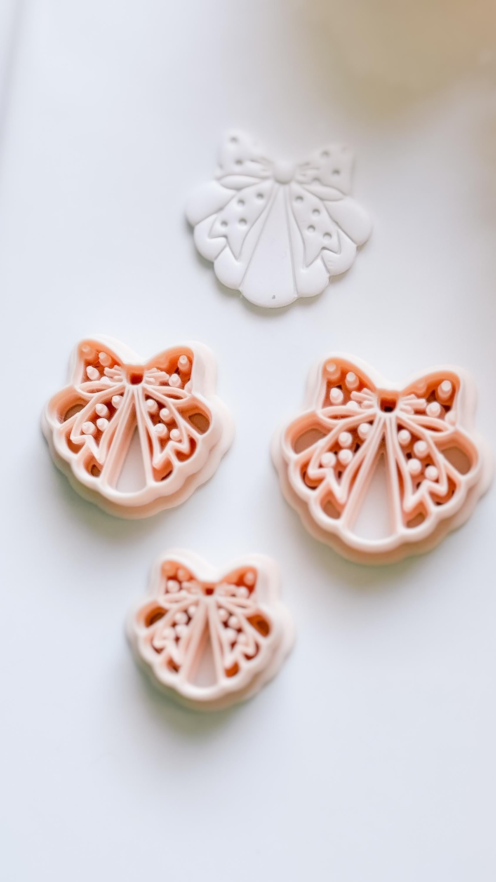 Dottie Bow Cutter: Scalloped Ribbon Shape for Polymer Clay