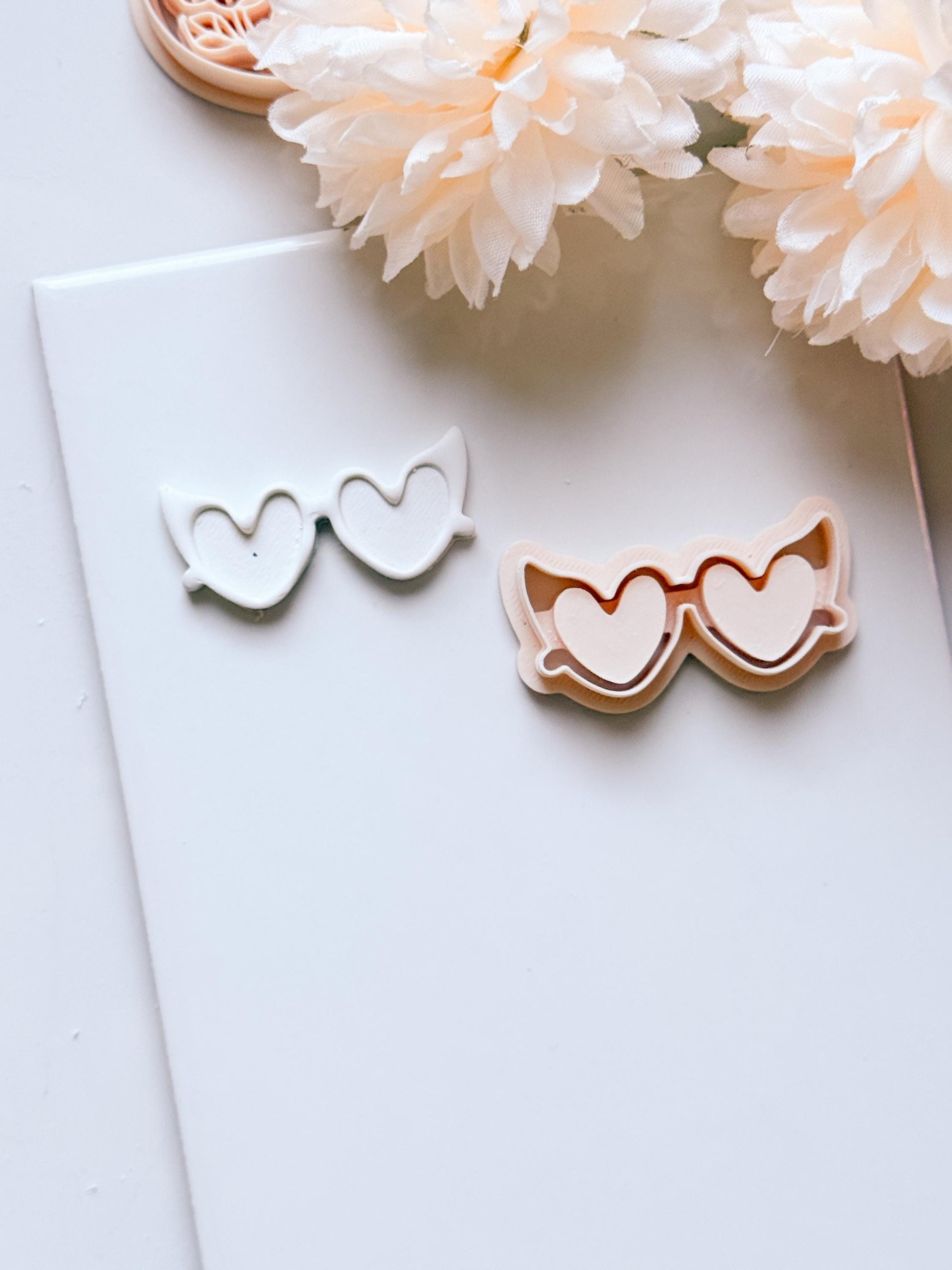 Love Specs Clay Cutter: Heart Glasses Valentine Shape