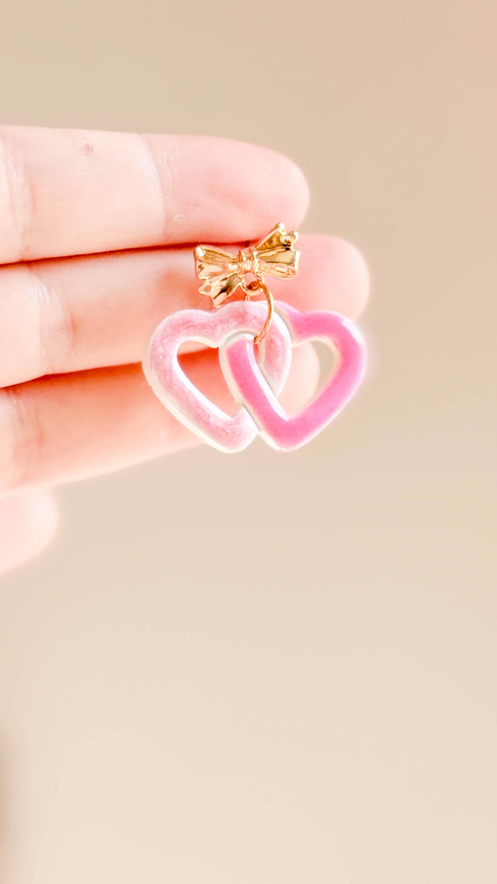 Heartchain Duo Cutter: Interlocking Heart Shape for Polymer Clay