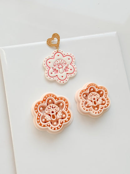 Cottagecap Cutie Clay Cutter: Mushroom Flower
