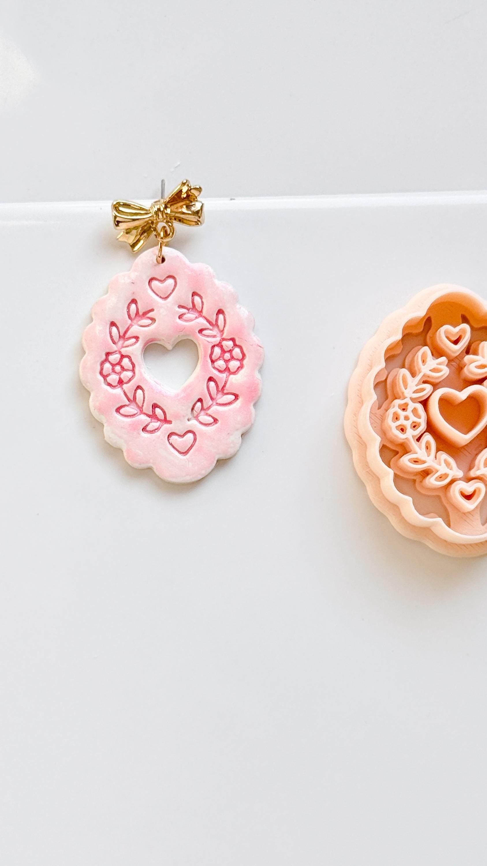 Love in Bloom Badge Clay Cutter: Floral Heart Frame Design