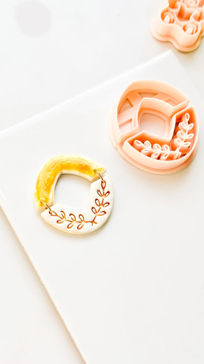 Laurel Arch Duo Clay Cutters: Classic Botanical Frame