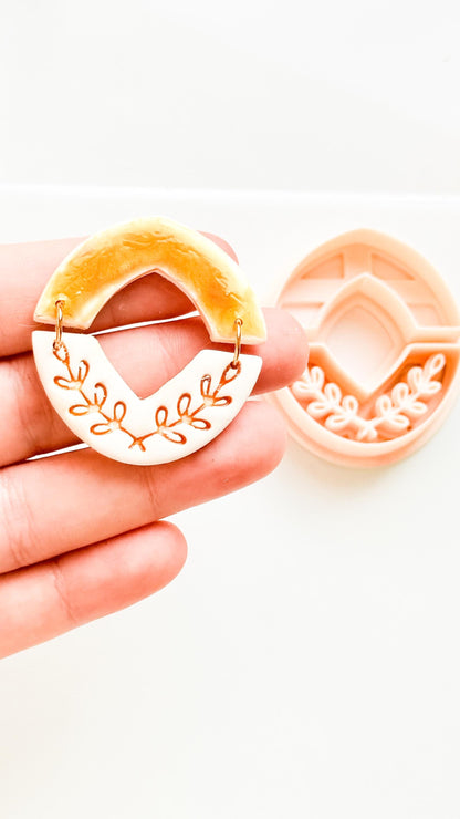 Laurel Arch Duo Clay Cutters: Classic Botanical Frame