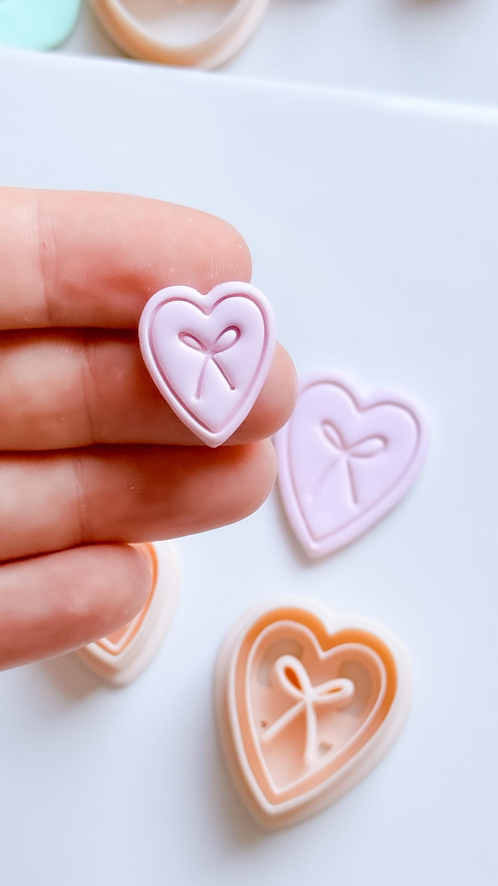 Liora Heart Clay Cutter: Bow Detail Heart