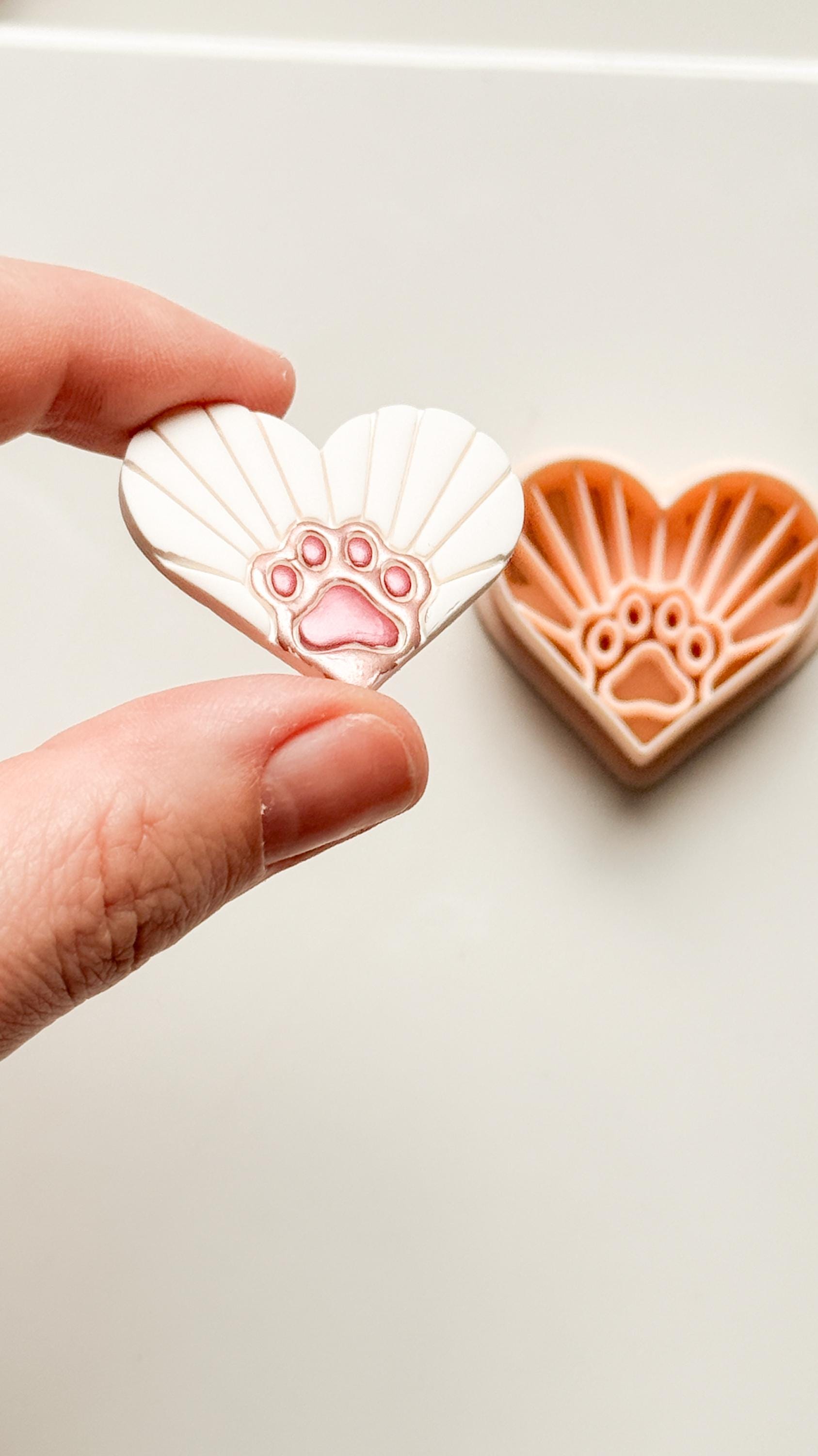 Sunrise Paws Clay Cutter: Heart Paw Design