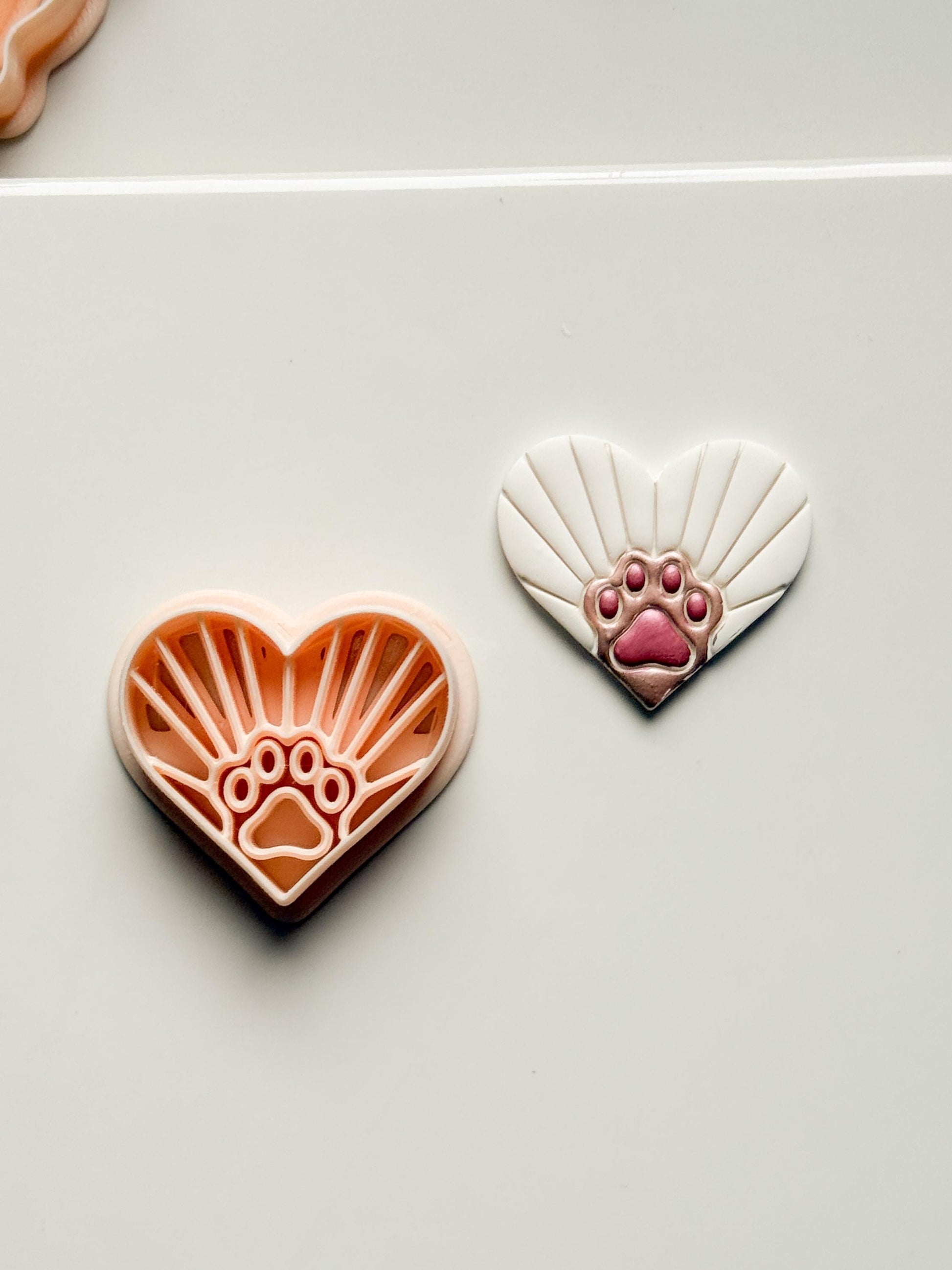 Sunrise Paws Clay Cutter: Heart Paw Design