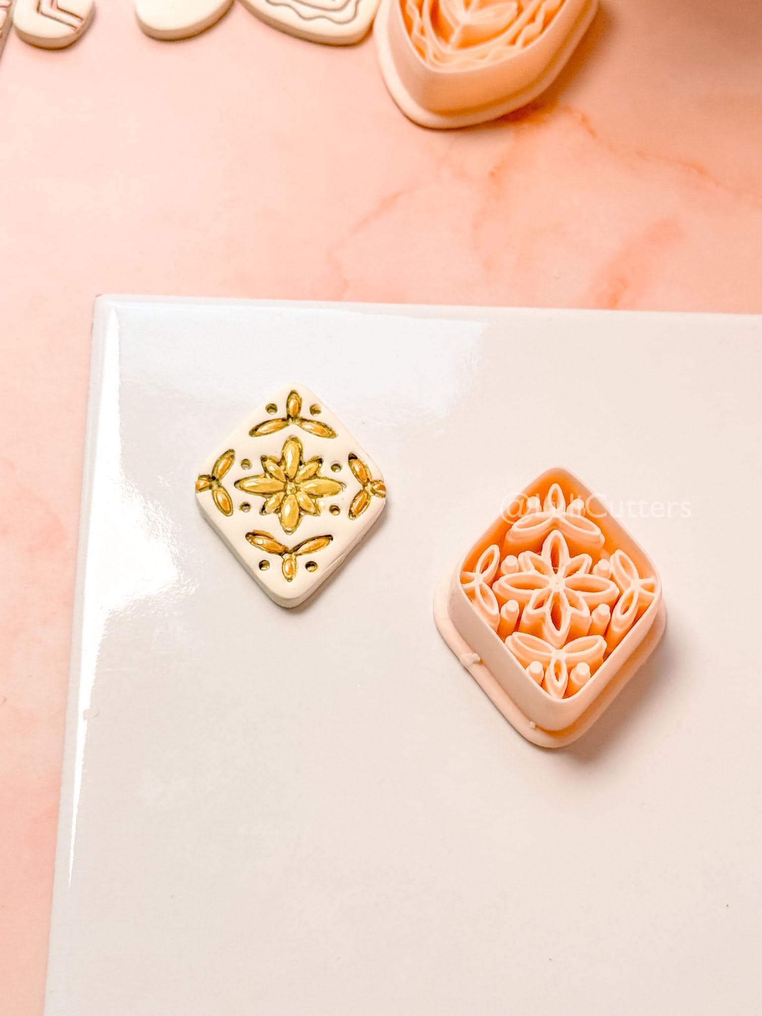 Folk Rosette Clay Cutter: Floral Geometric Pattern Design
