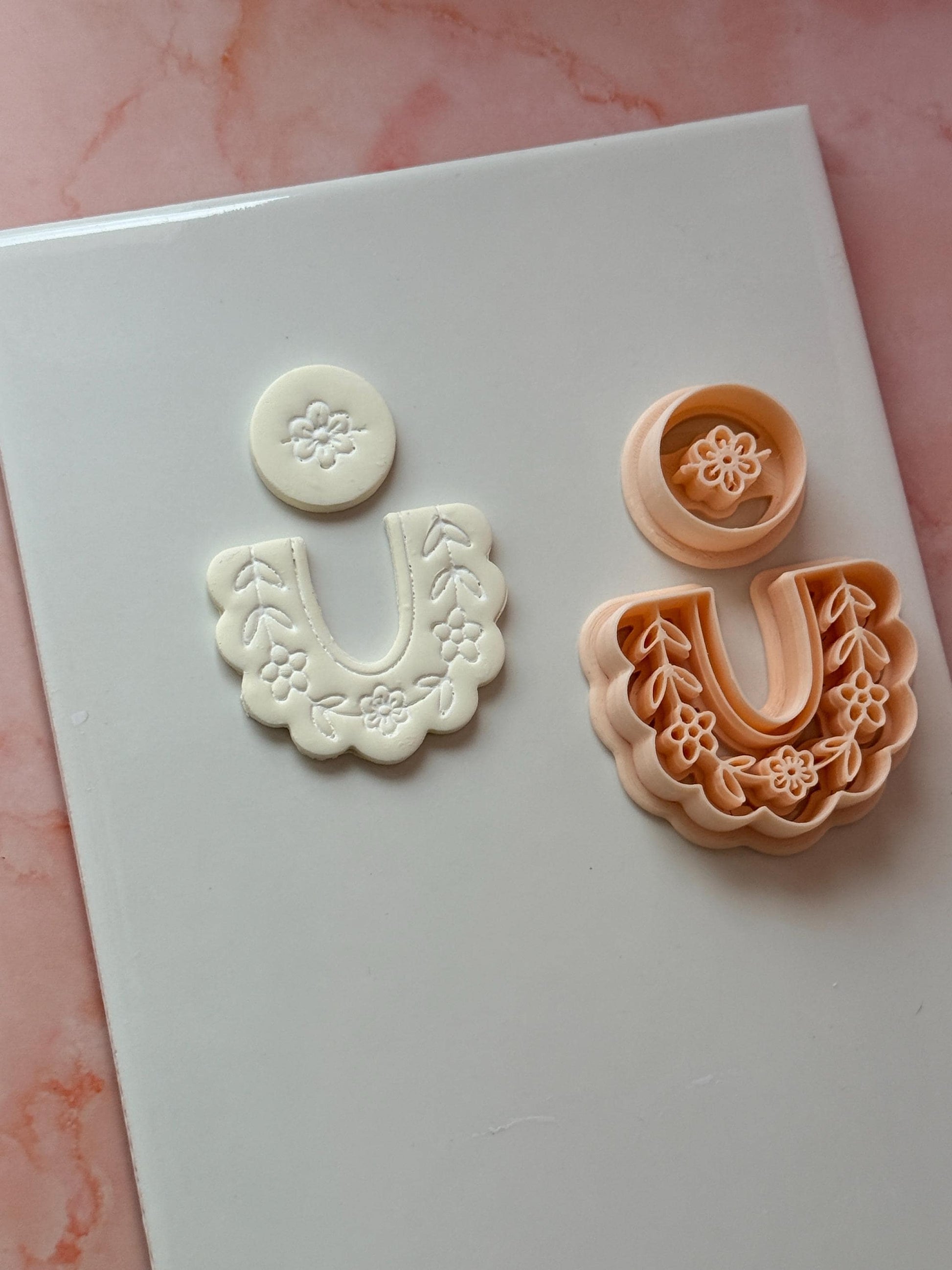 Ava Linden Clay Cutter: Floral Arch & Round Shapes