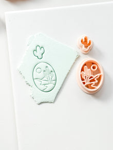 Desert Day Clay Cutter: Cactus Landscape Oval Design