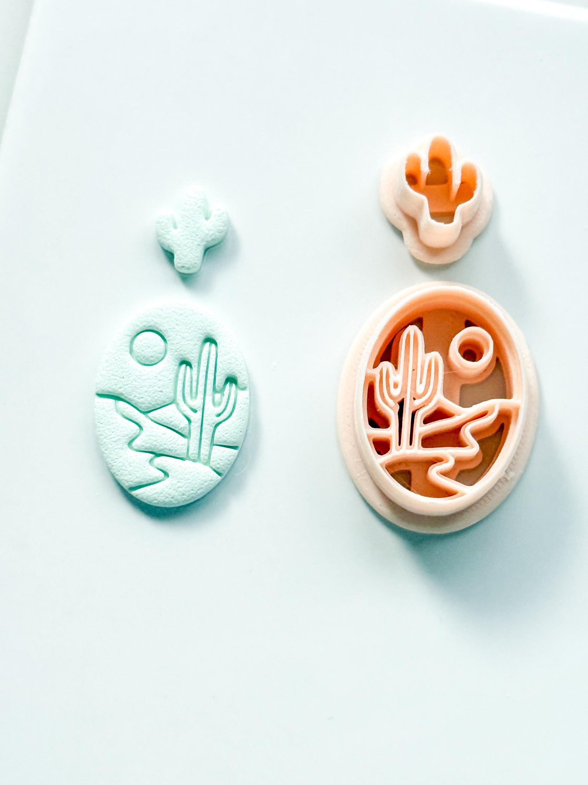 Desert Day Clay Cutter: Cactus Landscape Oval Design