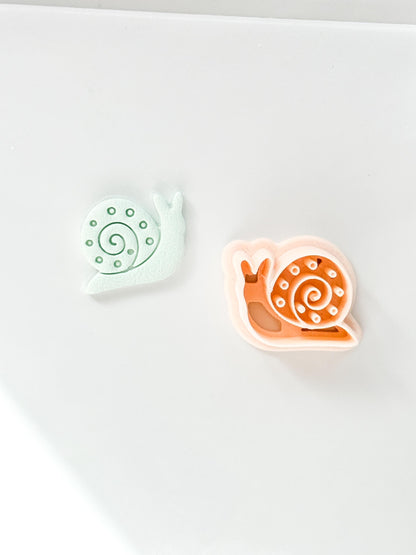 Tiny Traveler Clay Cutter: Whimsical Snail Design